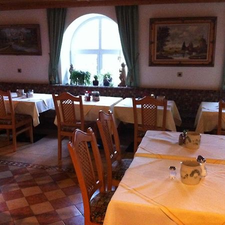 Hotel Preishof Кирхам Екстериор снимка